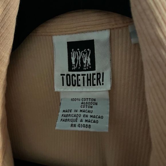 Floral embroidered button up. Salmon pink. Size medium. Perfect condition!! - Picture 6 of 6